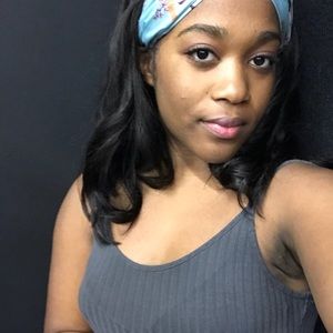 Meet your Posher, Jasmine